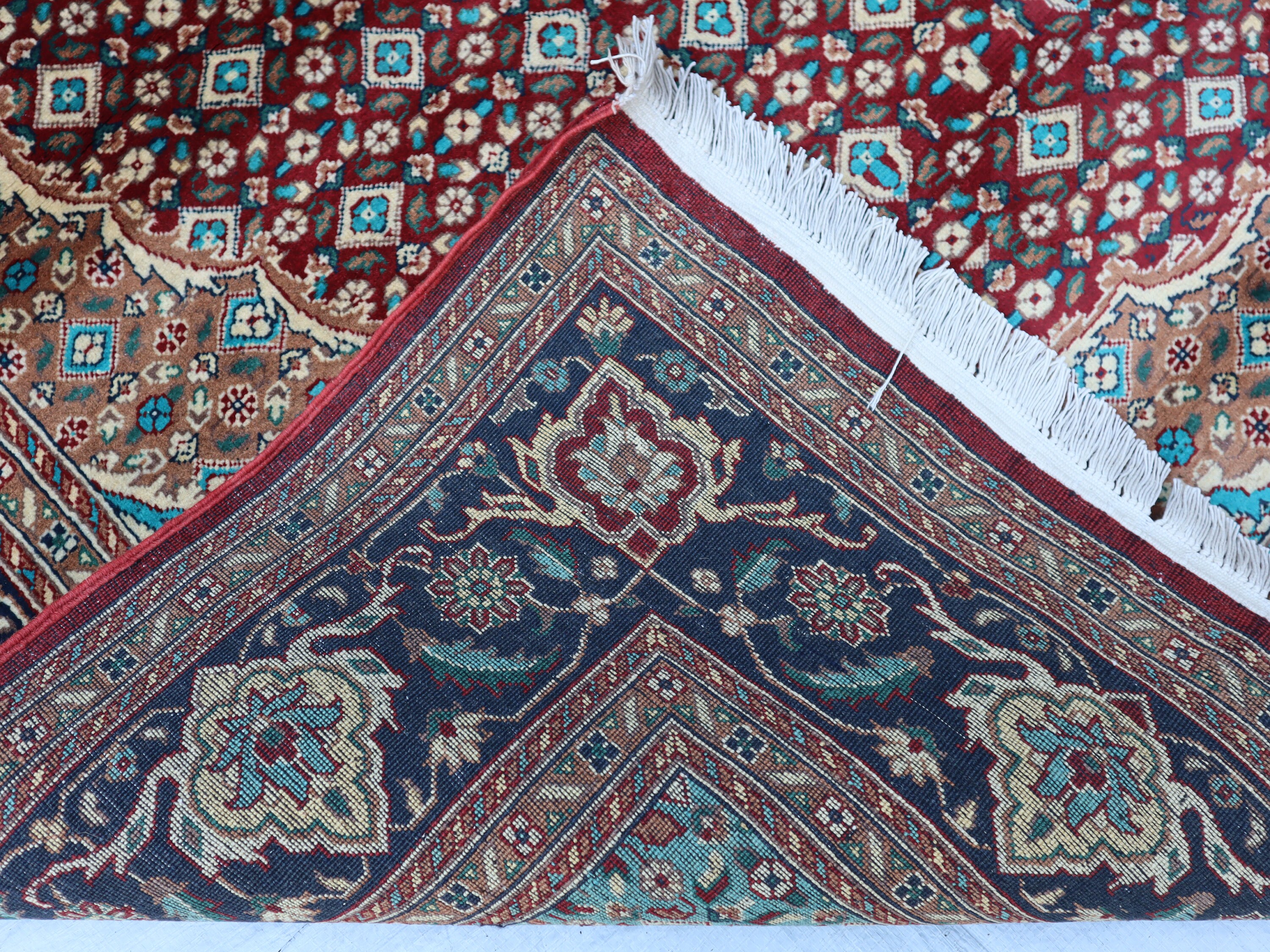 6 x 9フィートのアフガニスタン製ハンドメイドラグ、大型、ソフトな赤