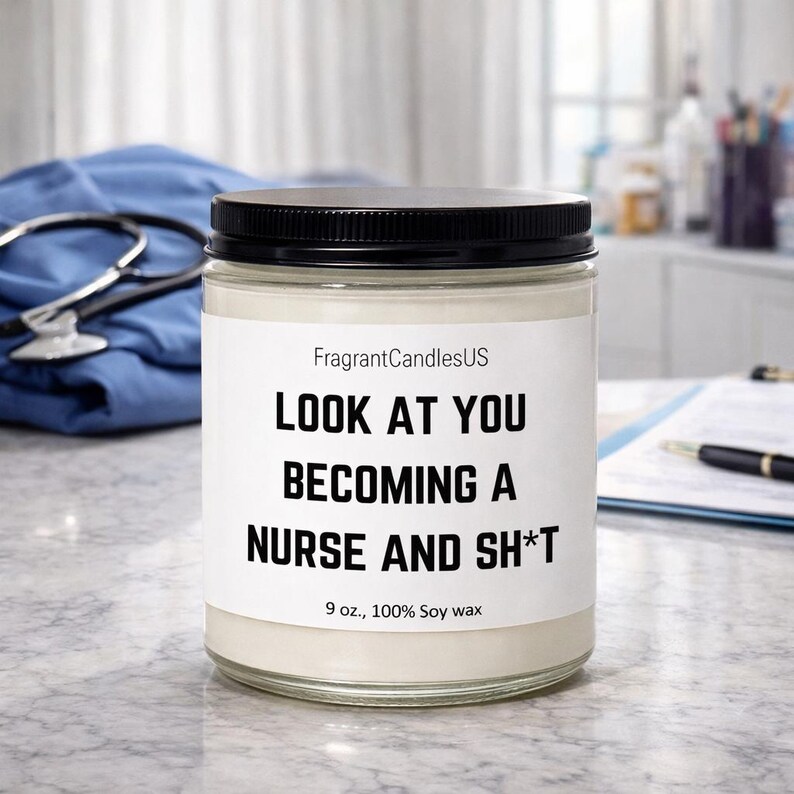 Regalos de graduación de enfermería, vela de regalo para enfermeras nuevas, regalo personalizado para enfermeras, regalo divertido para enfermeras, regalo de agradecimiento para enfermeras graduadas de 2026 imagen 3
