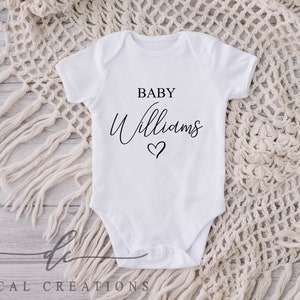 Baby Personalised Bodysuit Pregnancy Announcement Comming Soon Baby Bodysuit Personalised Baby Name Bodysuit Free Shipping imagem 1