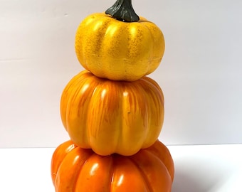 Decoración de mesa para Acción de Gracias: Calabaza apilada, 8" de alto x 4.5" de diámetro. Colores a elegir.