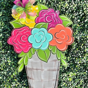 Floral Basket Door Hanger