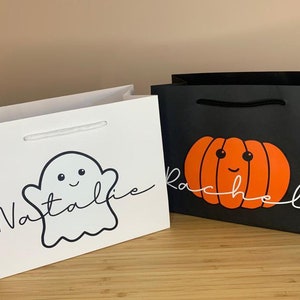 Personalised Halloween Luxury Party Gift Bag - Any Name - Various Colours - Trick or Treat Present Pumpkin Ghost design