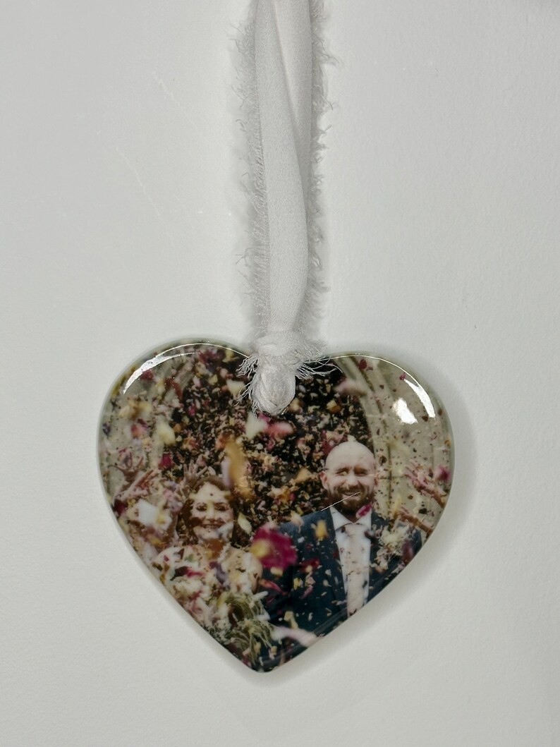 Sac cadeau souvenir personnalisé | Cadeau spécial | Photo personnalisée, Saint-Valentin, Noël, Fête des mères, Sac cadeau en papier recyclable | Bauble en céramique image 5
