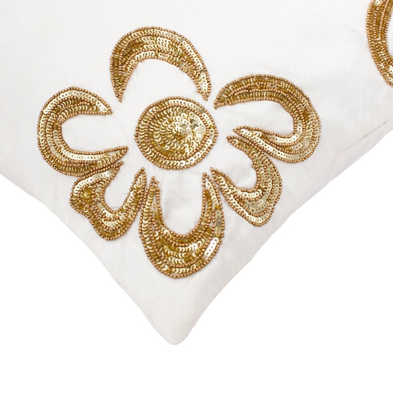 White Art Silk Beaded 16x16 18x18 20x20 22x22 24x24 26x26 Hand Embroidered Decorative Throw Pillow Cover for Couch /& Bedroom TC087
