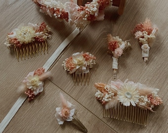 SUNSET collection dried flower accessories for weddings and other events.. Combs, crowns, bracelets, buttonholes, barrettes.