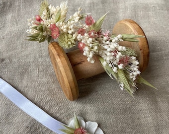 Bracelets fleurs séchées BIANCA accessoires mariage et autres évènements. Bouquets, Peignes, couronnes, boutonnières, bracelets, barrettes.