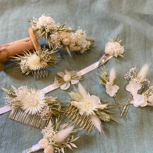AMANDE collection dried flower accessories for weddings and other events. Bouquets, combs, crowns, bracelets, buttonholes, barrettes.