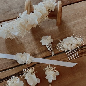 PURE Collection: Dried Flower Wedding Accessories. Bouquets, combs, crowns, boutonnieres, bracelets, barrettes, etc.