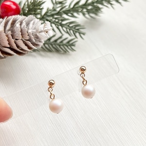 Clip On Earrings • 6mm Swarovski iridescent Pearls Drop Earrings • Wedding Clip On Earrings • Invisible Clip On | 14k Gold Filled Ball Post