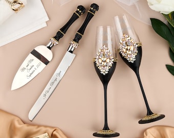 Black gold wedding glasses and cake cutting set wedding, champagne glasses and wedding knife for bridal ceremony