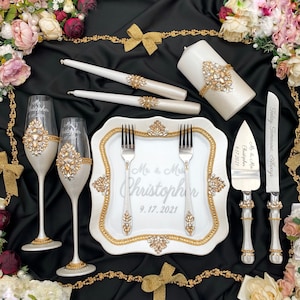 Wedding glasses and cake cutting set, Wedding gift for couple, Wedding serving set, personalized wedding flutes