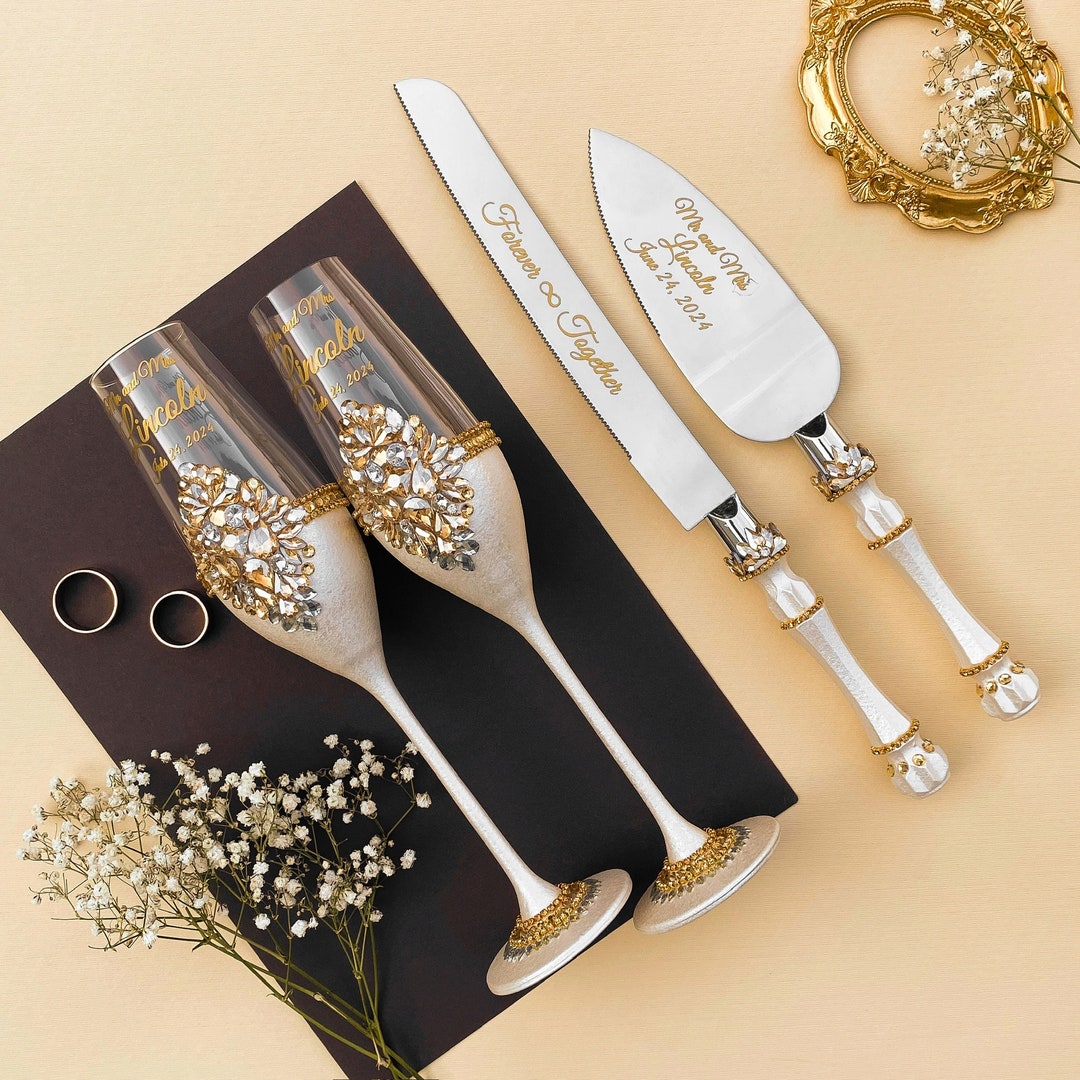 Personalized Wedding Cake Cutting Set: Champagne Flutes, Knife &amp; Server ...