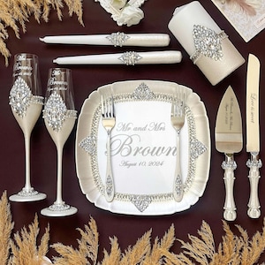 Wedding cake cutting set, wedding glasses and knife server