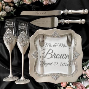 Wedding flutes and cake server sets Silver wedding glasses and cake cutting set, wedding champagne flutes, cake knife wedding