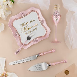 Mis 15 Años Quinceañera Champagne Set – Personalized  Knife & Glasses for Sweet 16 or Bodas 16 Años