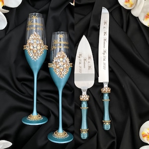 Turquoise wedding glasses and cake server set Teal wedding cake cutting set Green cake cutter set for wedding, cake cutting set wedding