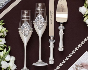 Personalized Wedding Champagne Flutes and Cake Cutter Set