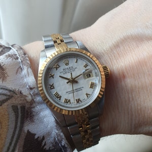 ROLEX Datejust Two Tone 26mm 18K Yellow Gold & Stainless Steel Rare Pyramid Roman Dial 69173 Ladies Watch