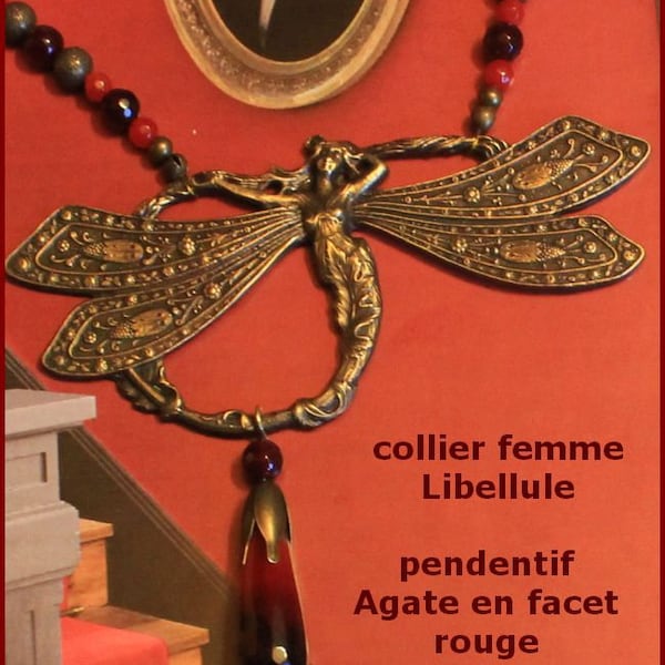Collier Art Nouveau avec pendentif. Femme Libellule Laiton vieilli. Agate rouge.