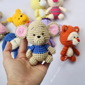 Crochet pooh and friends set or pooh, tigger, eeyore, piglet, lumpy, kanga, roo, rabbit baby shower decor roo