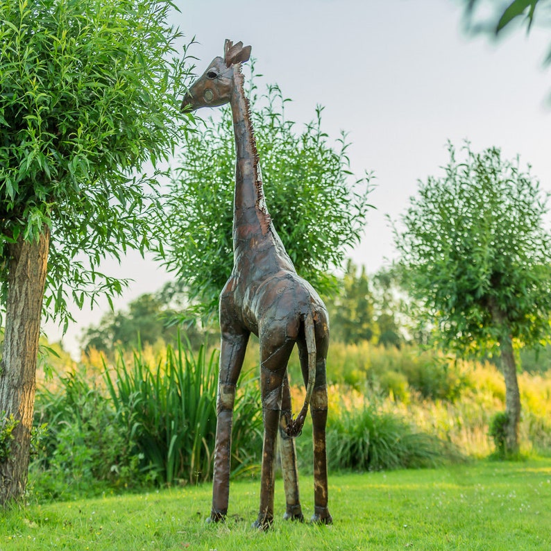 Giraffe Metal Giraffe Garden decoration Handmade statue | Etsy