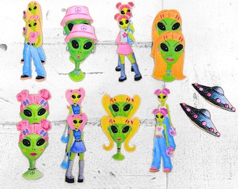 Pack of 20 Y2K Alien Paper Dolls Die Cuts, Ephemera For Junk Journaling