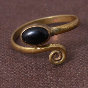 spiral ring, Black Onyx spiral ring, Adjustable ring, Brass ring