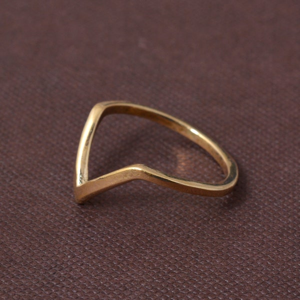 V Thumb Ring • Thumb Ring • Chevron Thumb Ring • Thumb Rings • Thumb Rings for women • Dainty Rings - Minimalist Rings