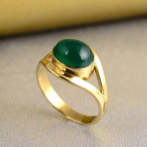 Gold Eye Ring ,Green Onyx Ring, Dainty Ring, Vintage Ring, Brass Ring, Onyx Jewelry, Handmade Ring, Women Ring, Natural Green Onyx