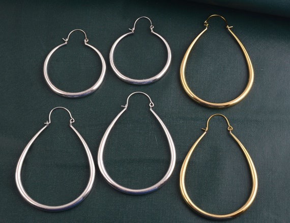 Large hoop earrings :: LICHI - Online fashion store