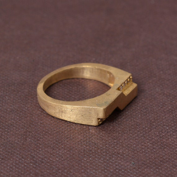Brass pinky ring deals