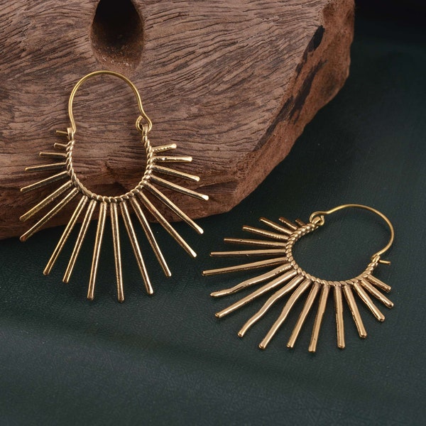 Large sunburst hoop earrings. Gold brass earrings. Geometric, modern, hip, Spike jewelery