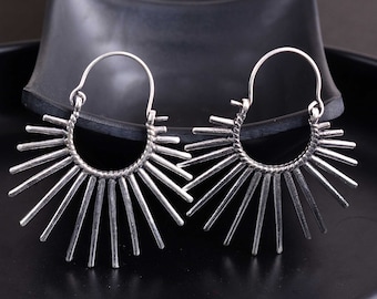 Large sunburst hoop earrings. Silver earrings. Geometric, modern, hip, tekno jewellery