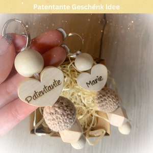 Schlüsselanhänger Patentante personalisiert mit Name Geschenk für Patentante tolle Geschenkidee für die beste Patentante Ostern Bild 1