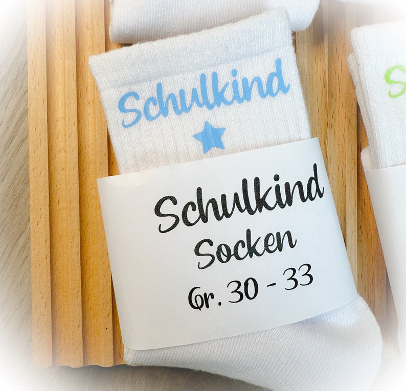 Schulkind Socken Schulkind Tennissocken Geschenk für die Einschulung2024 Schulkind2024 Geschenkidee Einschulung Einschulung Outfit Mittelblau