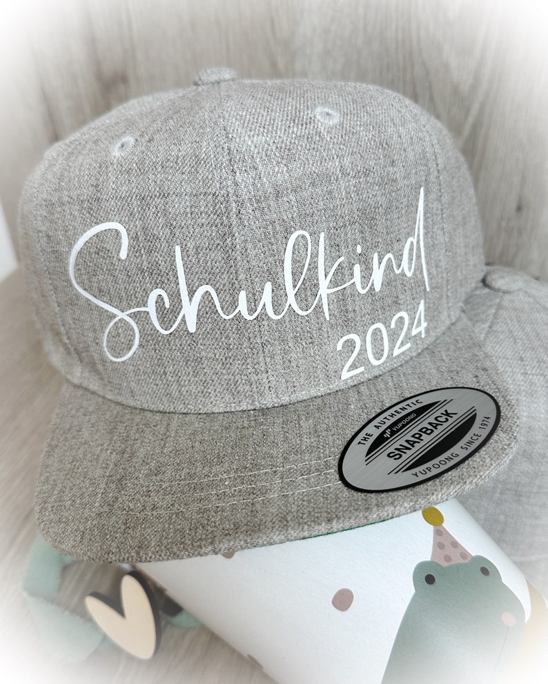 Cappy Schulkind Cap Basecap personalisiert mit Name für Schulkind2024 Geschenk zur Einschulung ideales Geschenk zum Schulstart 2024 Bild 6