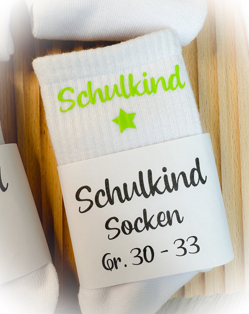 Schulkind Socken Schulkind Tennissocken Geschenk für die Einschulung2024 Schulkind2024 Geschenkidee Einschulung Einschulung Outfit Apfelgrün