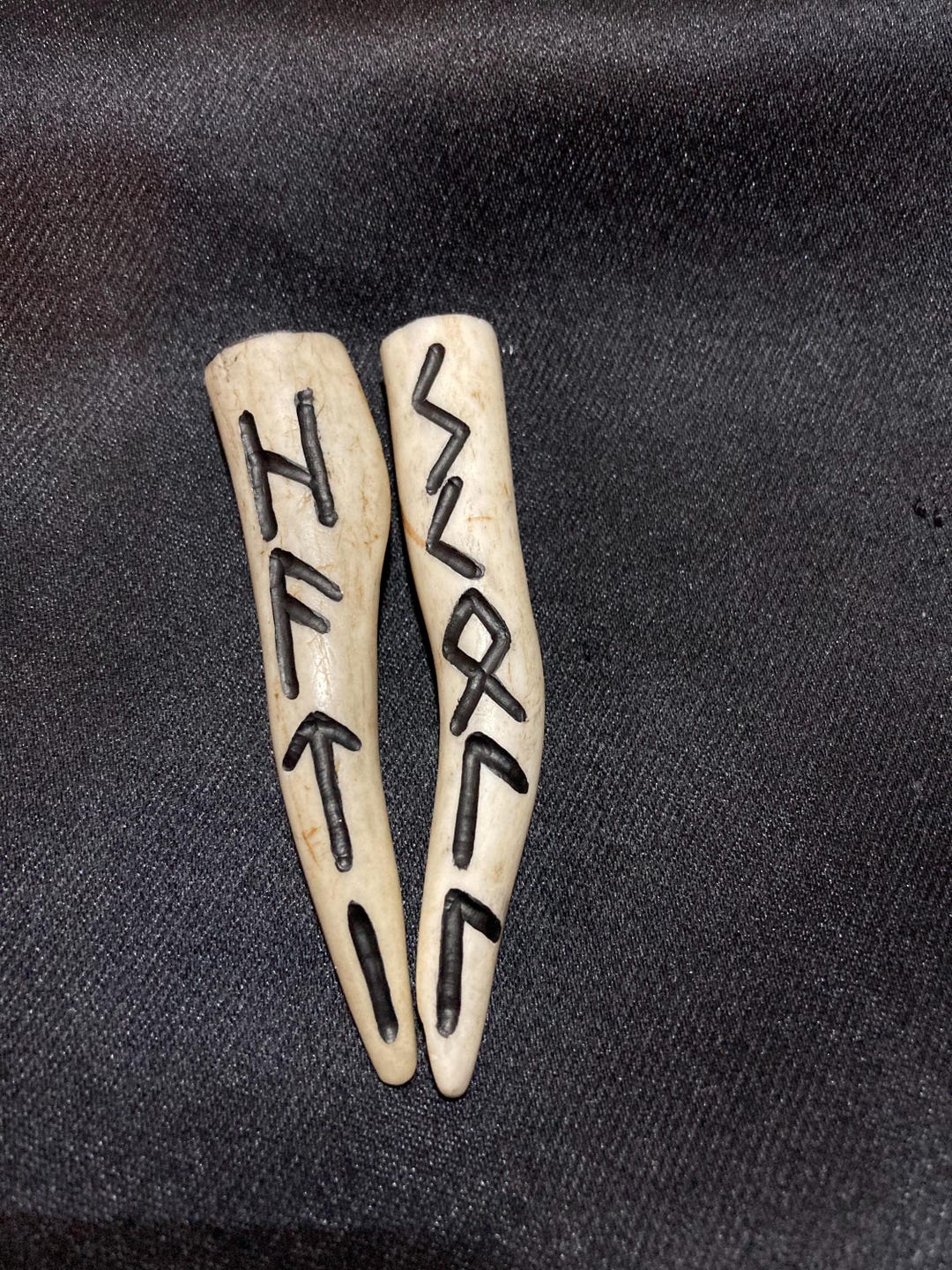 Skoll & Hati Rune Pair Elder Futhark - Etsy