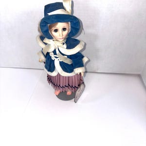 Vintage 1960's Big Eyes, Poseable 12