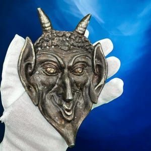Old table souvenir, Metal Home decor, old metal figurine, Devil Figurine, Devil Souvenir, Halloween gift, Black iron devil, Satan figure
