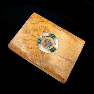 Houten kist Karelische berken, hout Karelische berken, minikist hout, rustieke houten kist, esdoorn dop, exotisch hout, sigarettenkoker zilver, tabaksdoos oud