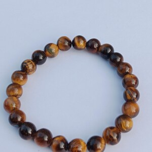AAA quality Tiger Eye gemstone bracelet close-up