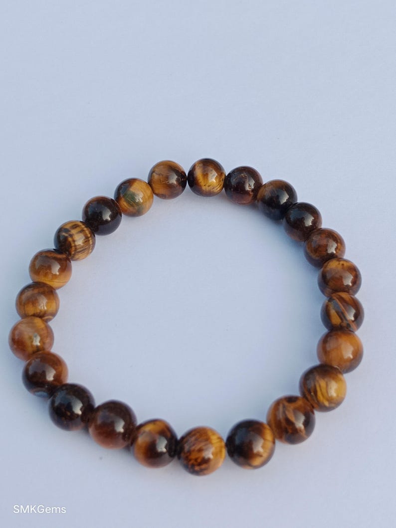 AAA quality Tiger Eye gemstone bracelet close-up