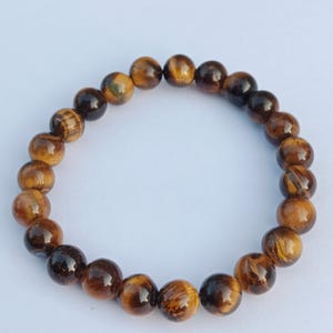 Natural Tiger Eye beaded bracelet for gifting