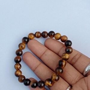 Natural Tiger Eye stretch bracelet with polished round beads