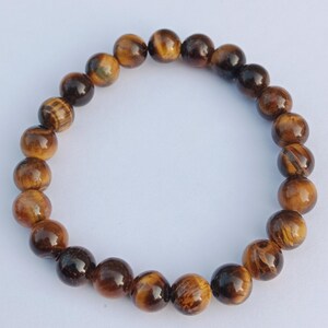 Natural Tiger Eye beaded bracelet for gifting