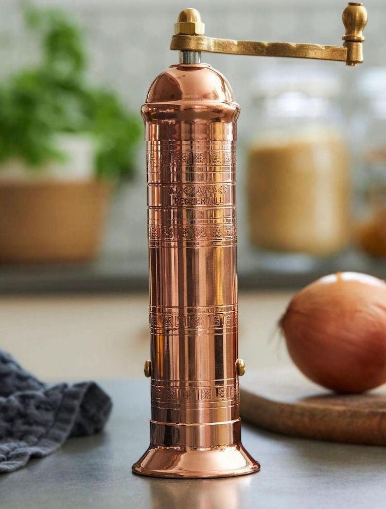 Alexander Mills Pepper and Salt Grinder