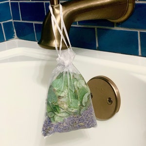 Eucalyptus and Lavender Shower Pouches, Aromatic Shower Eucalyptus Bunch, Plant Cuttings, Lavender Buds, Hanging Shower Eucalyptus Pouch image 2