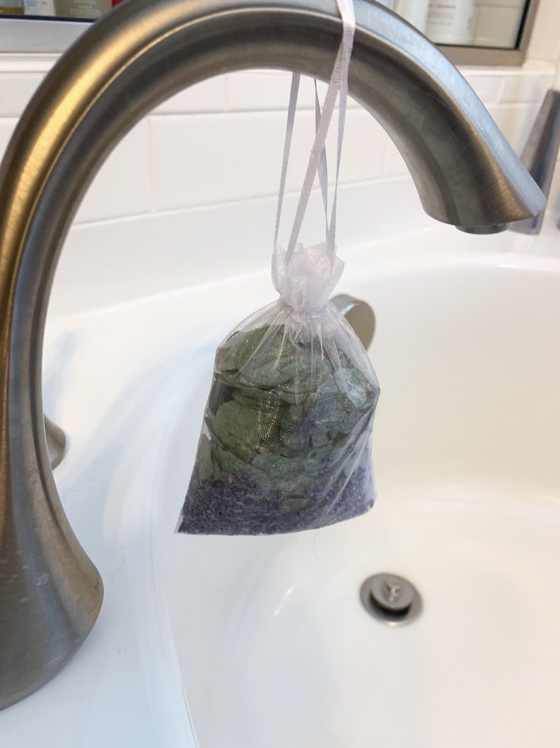 Eucalyptus and Lavender Shower Pouches, Aromatic Shower Eucalyptus Bunch, Plant Cuttings, Lavender Buds, Hanging Shower Eucalyptus Pouch image 5