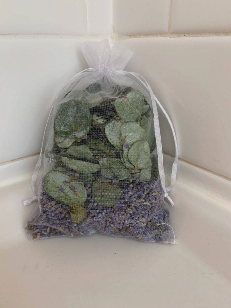 Eucalyptus and Lavender Shower Pouches, Aromatic Shower Eucalyptus Bunch, Plant Cuttings, Lavender Buds, Hanging Shower Eucalyptus Pouch image 9